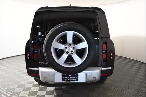 2025 Land Rover Defender 130 P300 S