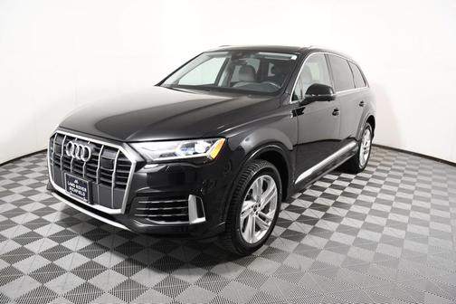2023 Audi Q7 55 Premium Plus