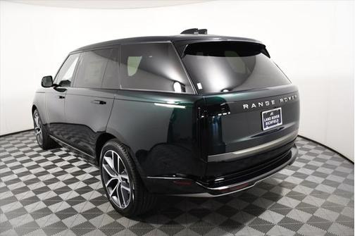 2025 Land Rover Range Rover P400 SE 7 Seat