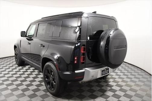 2025 Land Rover Defender 110 P300