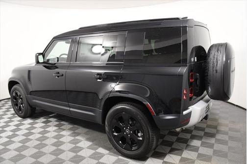2025 Land Rover Defender 110 P300