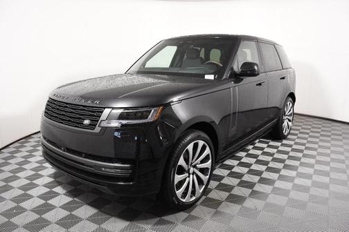 2025 Land Rover Range Rover P400 SE