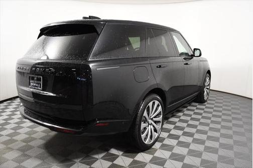 2025 Land Rover Range Rover P400 SE
