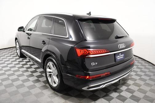 2020 Audi Q7 55 Premium Plus