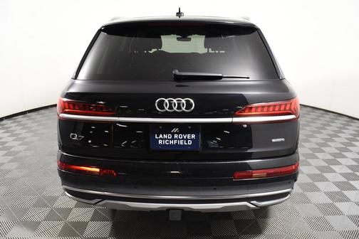 2020 Audi Q7 55 Premium Plus