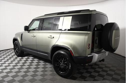2025 Land Rover Defender 110 P300