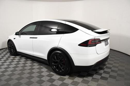 2023 Tesla Model X Plaid Tri Motor All-Wheel Drive