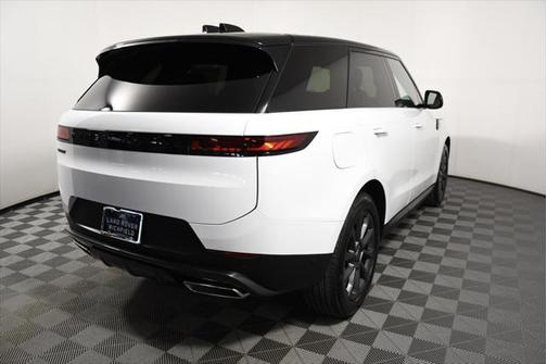 2025 Land Rover Range Rover Sport SE
