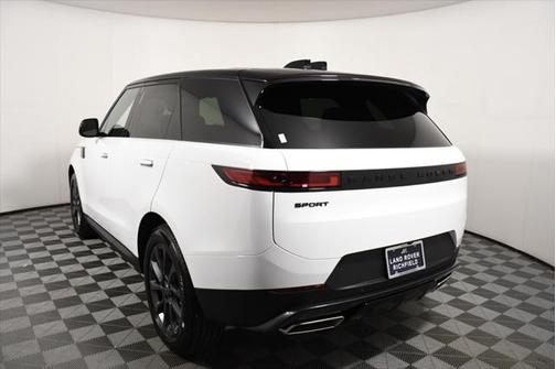 2025 Land Rover Range Rover Sport SE