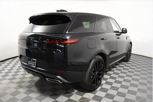 2025 Land Rover Range Rover Sport SE