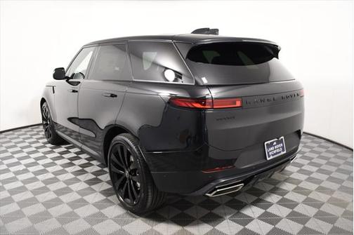 2025 Land Rover Range Rover Sport SE