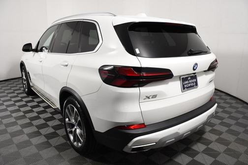 2024 BMW X5 PHEV xDrive50e