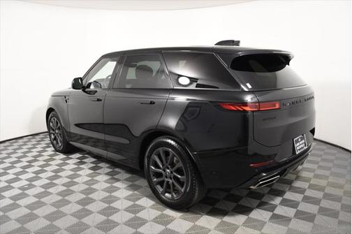 2024 Land Rover Range Rover Sport SE