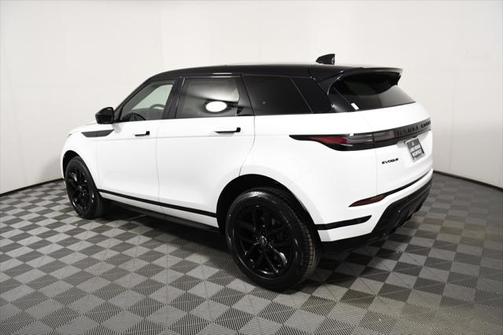 2026 Land Rover Range Rover Evoque Dynamic SE