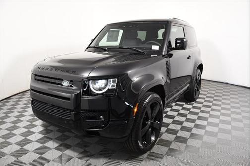 2025 Land Rover Defender 90 P400 X-Dynamic SE