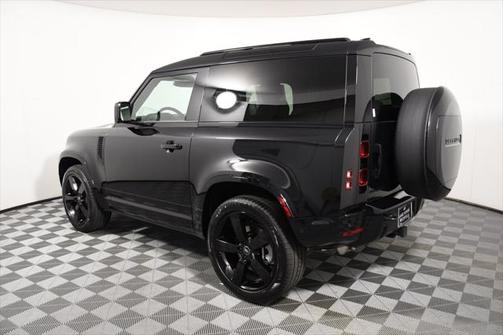 2025 Land Rover Defender 90 P400 X-Dynamic SE