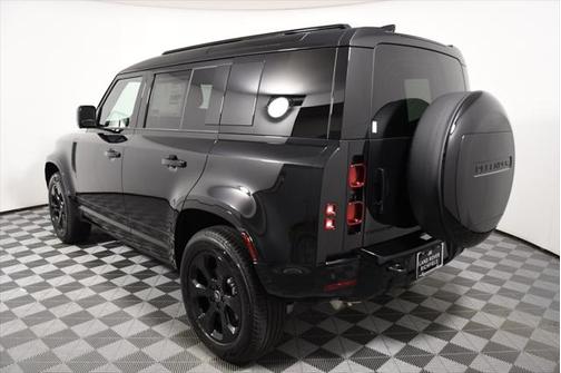 2025 Land Rover Defender 110 P400 X-Dynamic SE