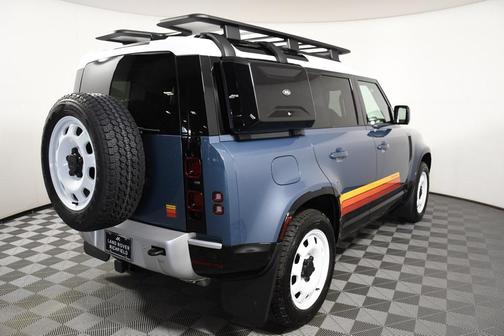 2025 Land Rover Defender 110 P300