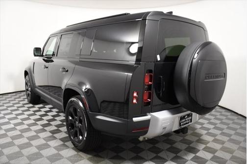 2025 Land Rover Defender 130 P300 S
