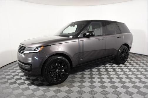 2025 Land Rover Range Rover P530 SE