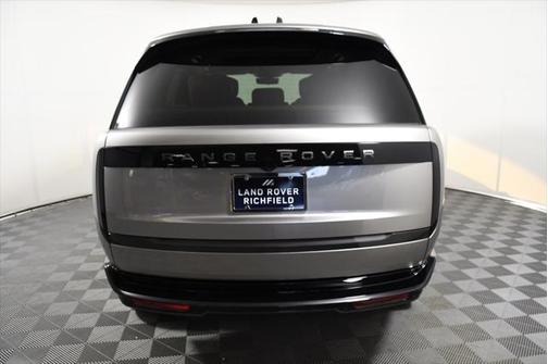 2025 Land Rover Range Rover Autobiography