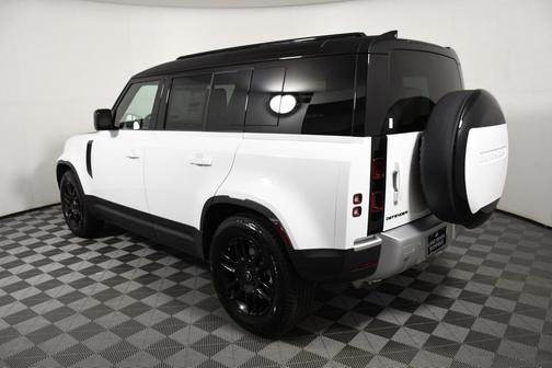 2025 Land Rover Defender 110 P300