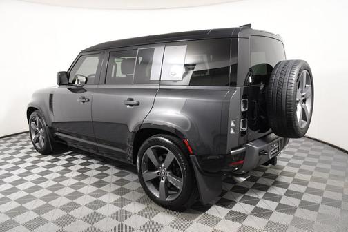 2024 Land Rover Defender 110 P525 Carpathian Edition