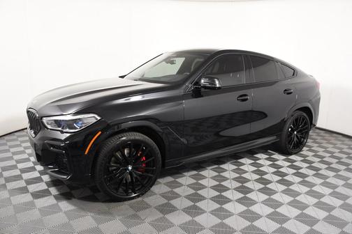 2022 BMW X6 M50i