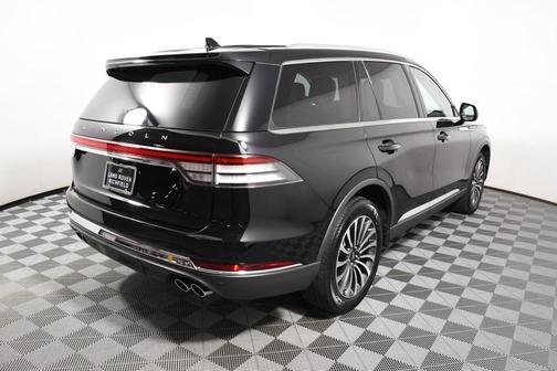 2023 Lincoln Aviator Standard AWD