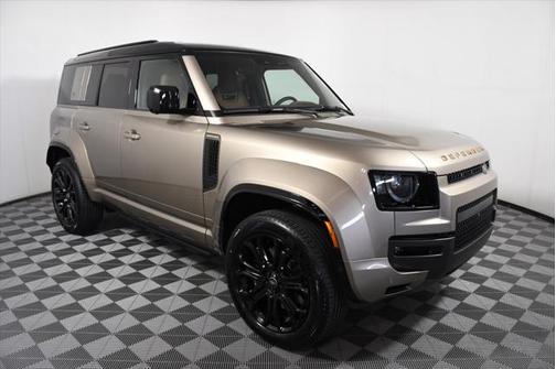 2025 Land Rover Defender 110 V8