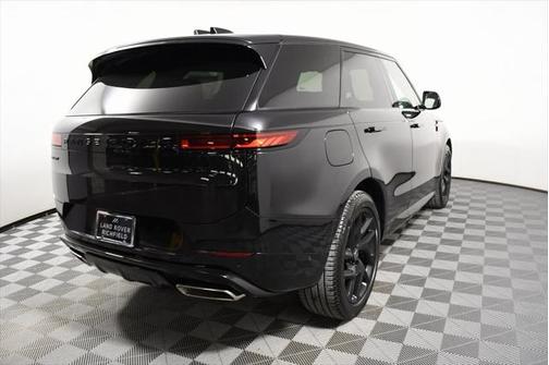 2025 Land Rover Range Rover Sport SE