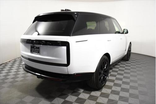 2025 Land Rover Range Rover P530 SE