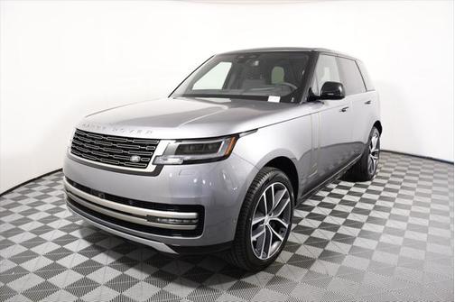 2025 Land Rover Range Rover P400 SE