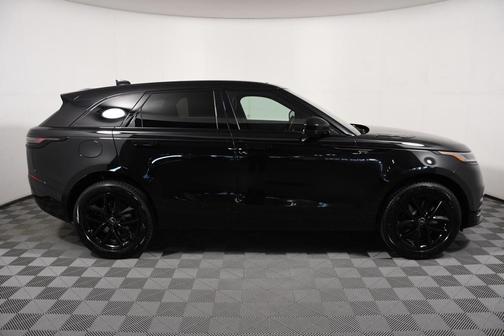 2026 Land Rover Range Rover Velar P250 SE R-Dynamic