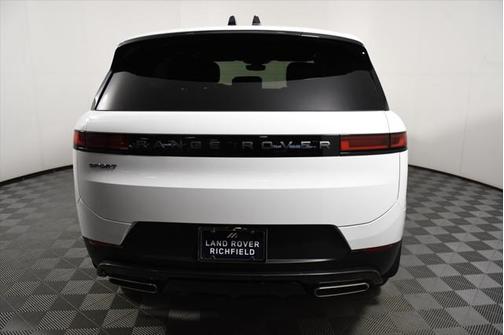2025 Land Rover Range Rover Sport P360 S