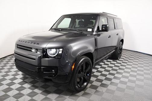 2026 Land Rover Defender V8