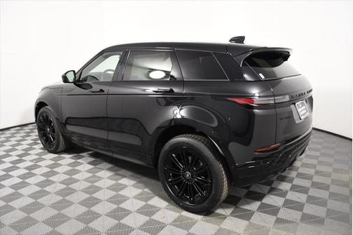 2026 Land Rover Range Rover Evoque Dynamic SE