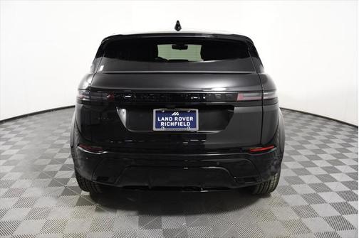 2026 Land Rover Range Rover Evoque Dynamic SE