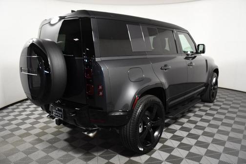 2025 Land Rover Defender 110 P500 X-Dynamic SE