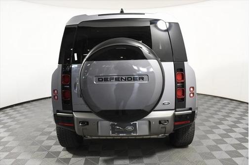 2022 Land Rover Defender 90 X-Dynamic S