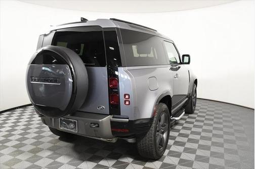2022 Land Rover Defender 90 X-Dynamic S