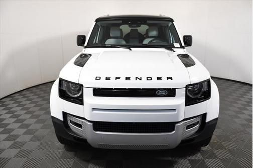 2025 Land Rover Defender 110 P300