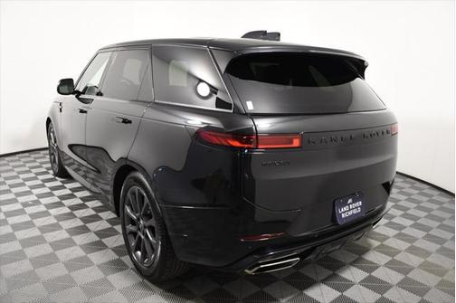 2024 Land Rover Range Rover Sport SE