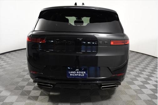 2024 Land Rover Range Rover Sport SE
