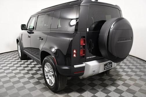 2025 Land Rover Defender 110 P300
