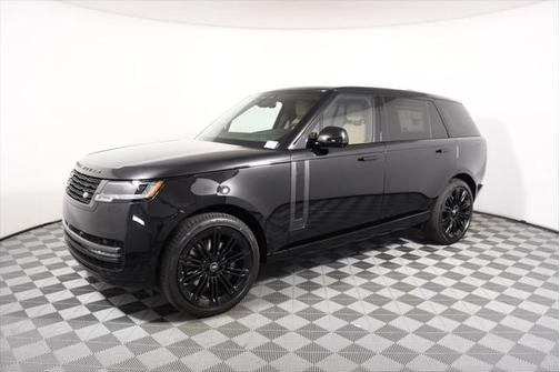 2025 Land Rover Range Rover P530 SE 7 Seat