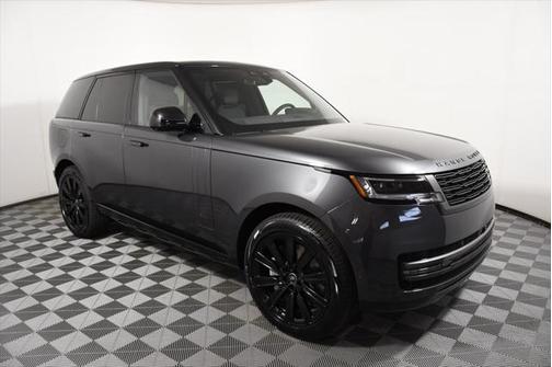 2025 Land Rover Range Rover P530 SE
