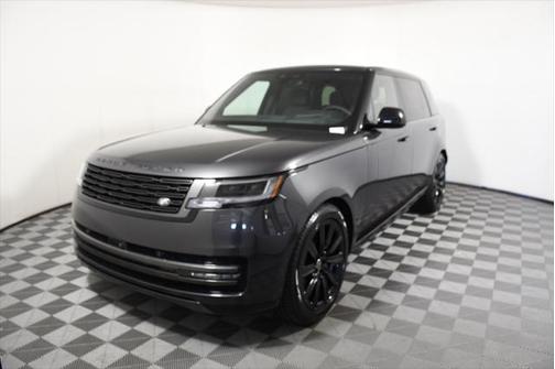 2025 Land Rover Range Rover P400 SE 7 Seat