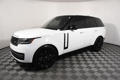 2025 Land Rover Range Rover P400 SE