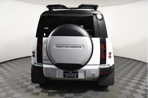 2023 Land Rover Defender 90 S